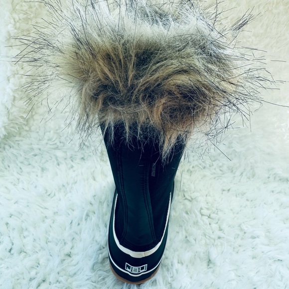 Women’s JBU Ella Height Calf Snow Boots - Picture 4 of 6